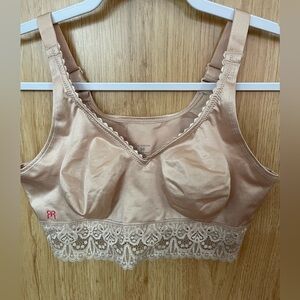 Ruby Ribbon Rack Sample Lace Demiette pale